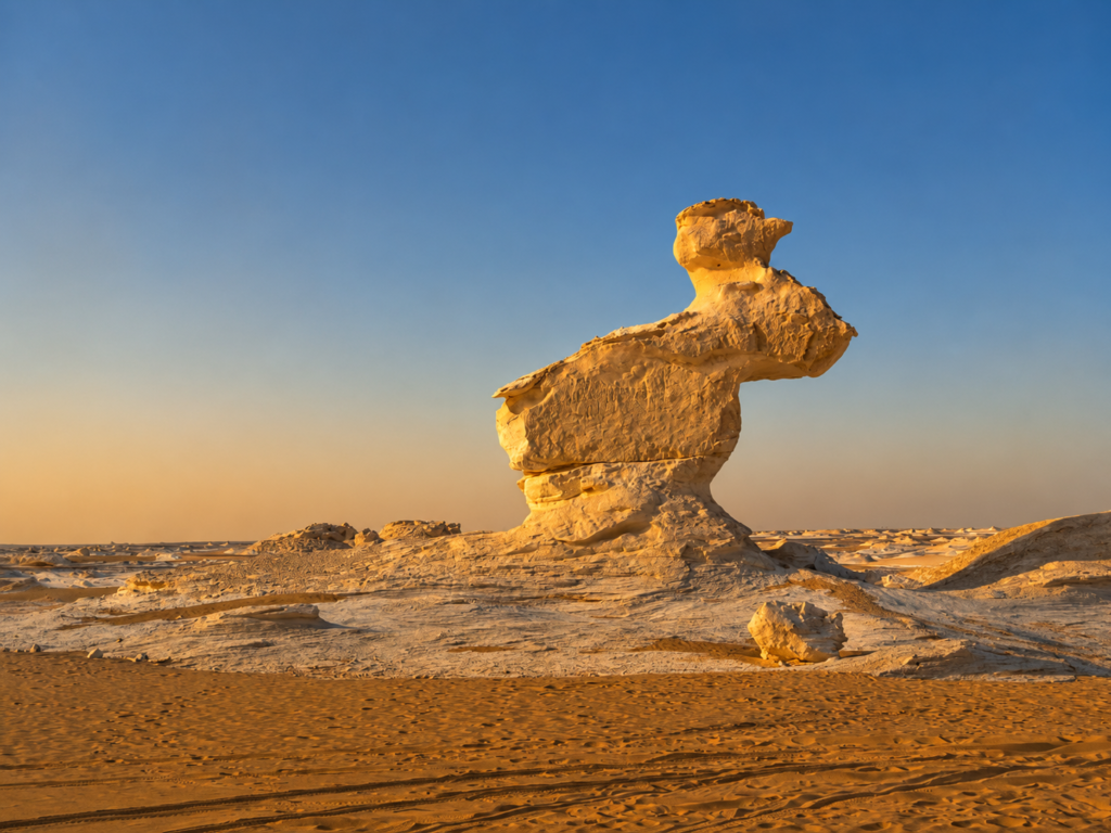 Old White Desert vs New White Desert Egypt